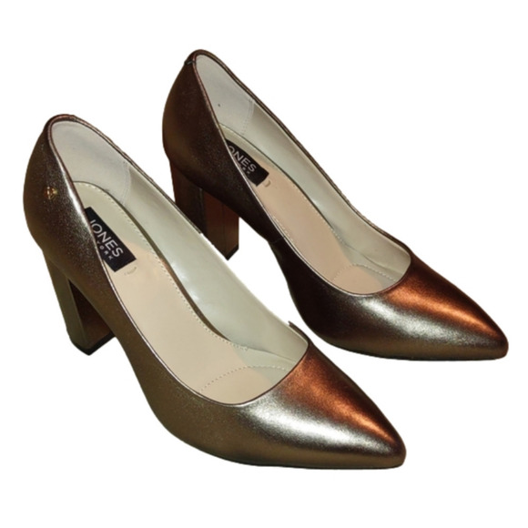 𝅺JONES New York "Cali"  Champagne Gold Leather Pumps Size 8 1/2 - Picture 1 of 11